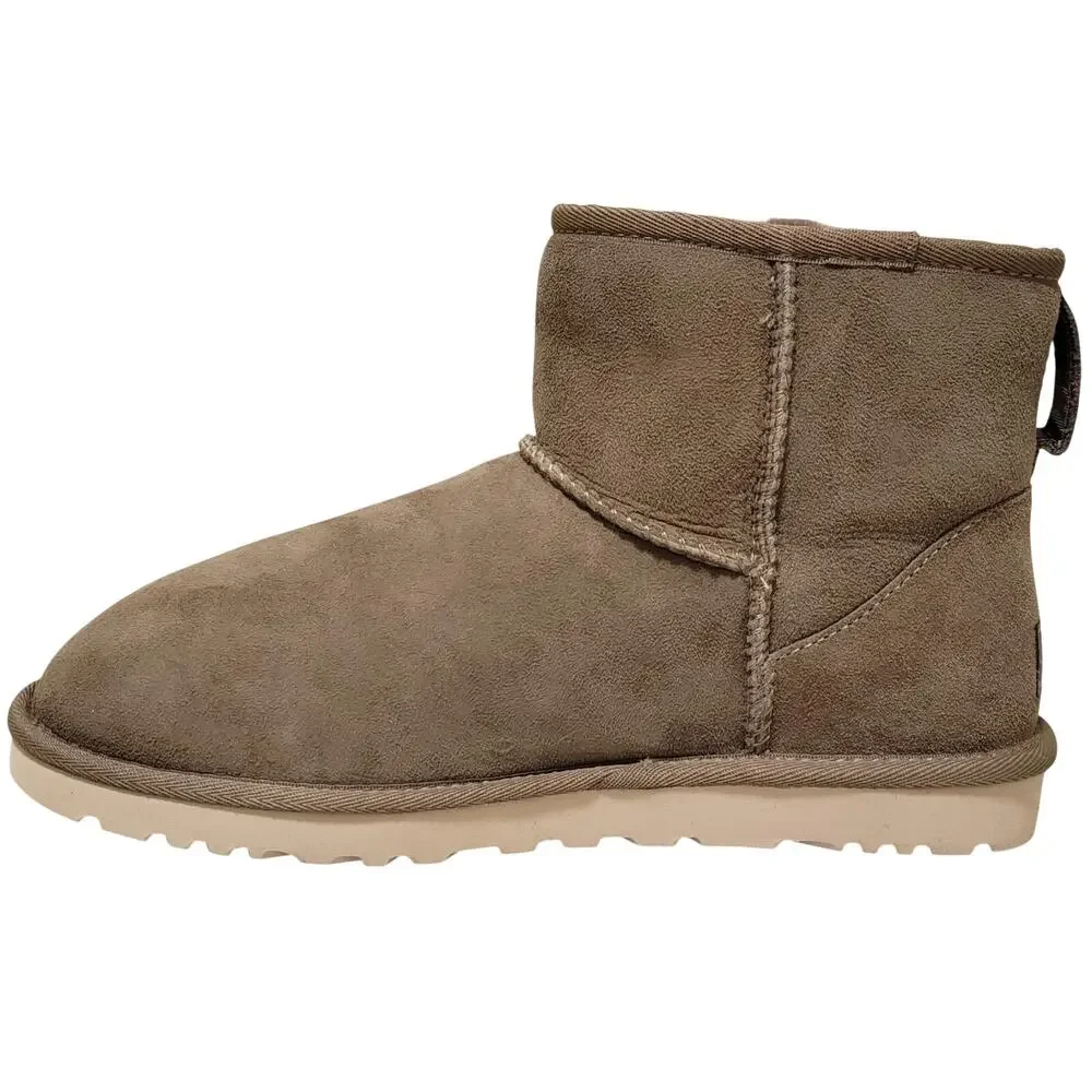 UGG Men Classic Mini Wool Lined Ankle Boots Size US 8 Hickory Brown Suede